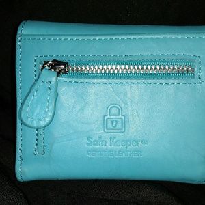 Apt. 9 Safe Keeper wallet